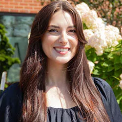 Danielle Vella Profile Image